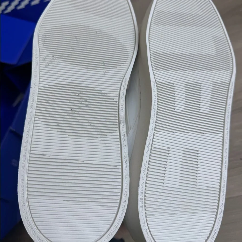 NWT Thousand Fell Men’s Court Sneaker White Size 10 Sustainable Vegan Leather